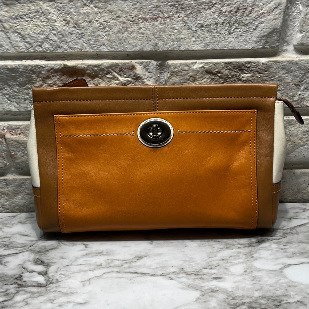 Coach Colorblock Large Clutch in orange/brown/cream leather. VINTAGE